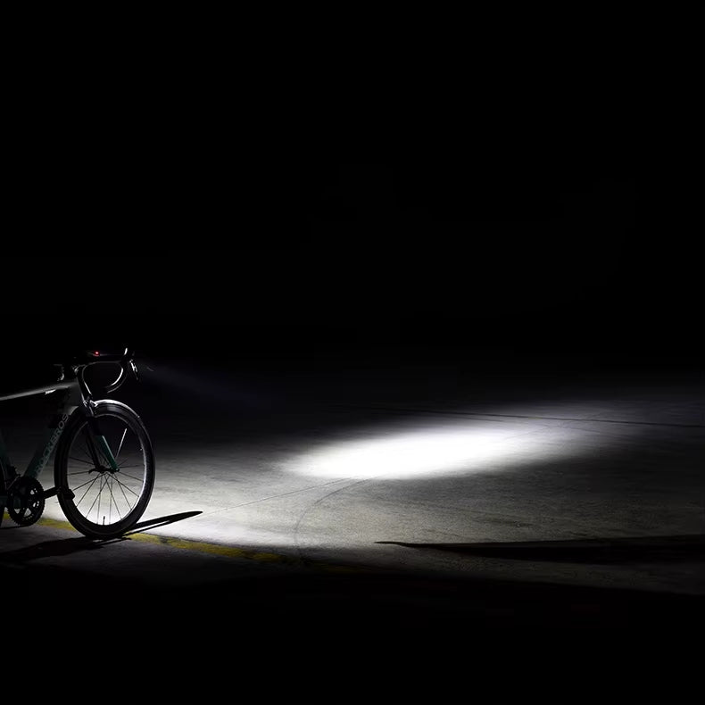 STRONG BRIGHT LIGHT BICYCLE LAMP FRONT FLASHLIGHT 800 LUMENS IPX6 TYPE C Model 24710012001