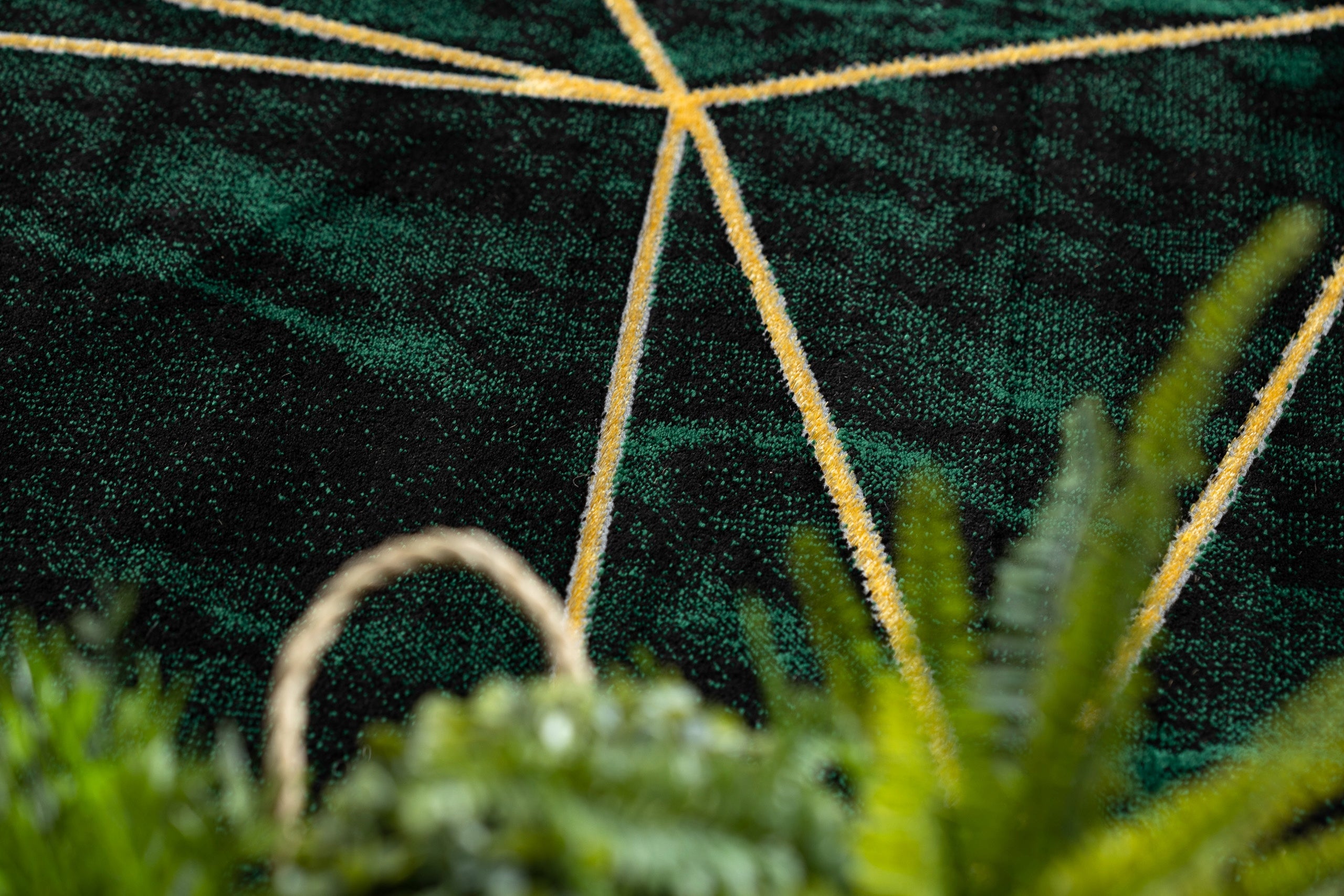 STYLISH CARPET 160x220 cm bottle green #AF427 Material polyester