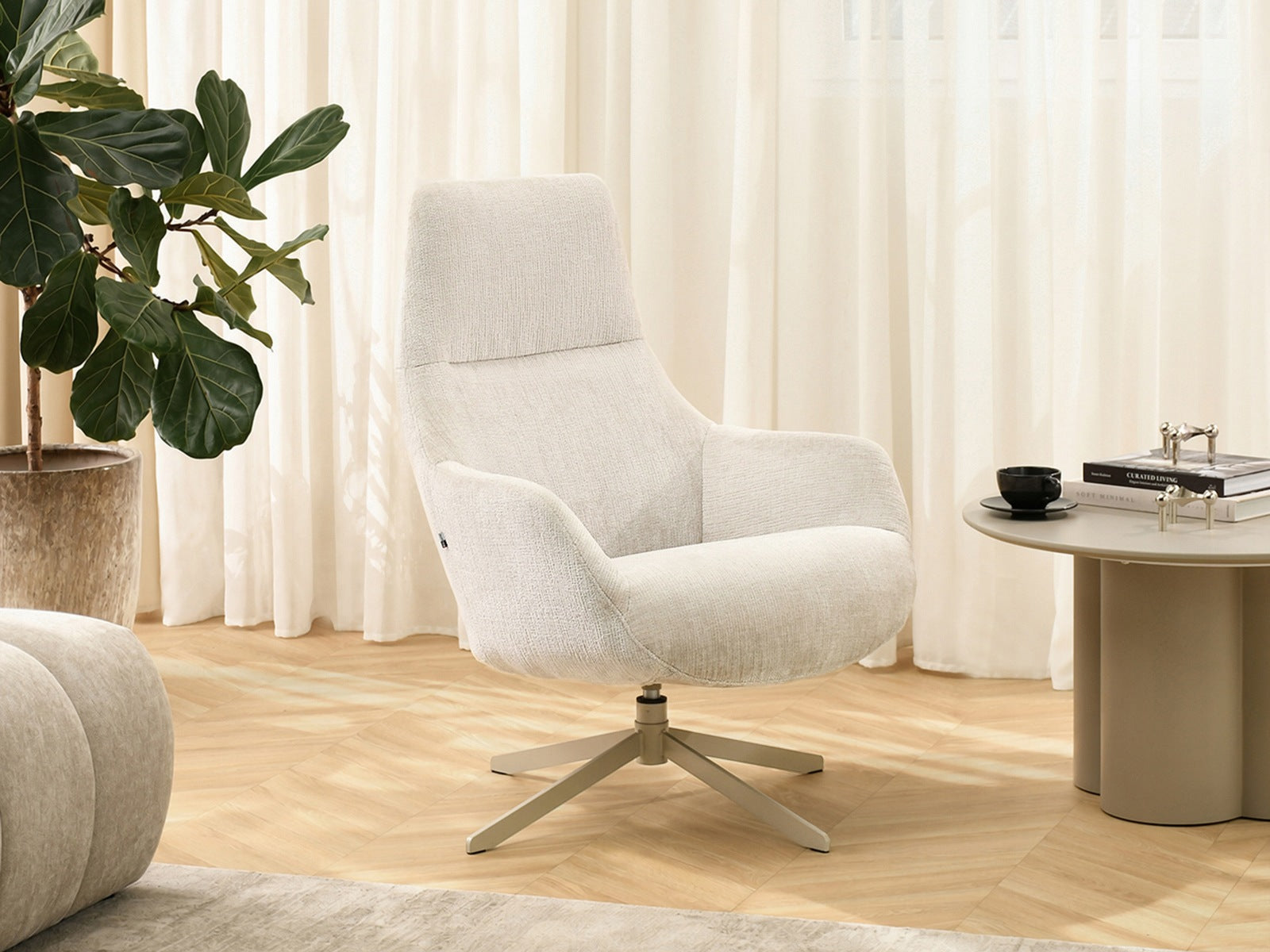 STYLISH LOUNGE CHAIR WITH HIGH BACKREST SWIVEL ARMANDO BEIGE Packaging status original