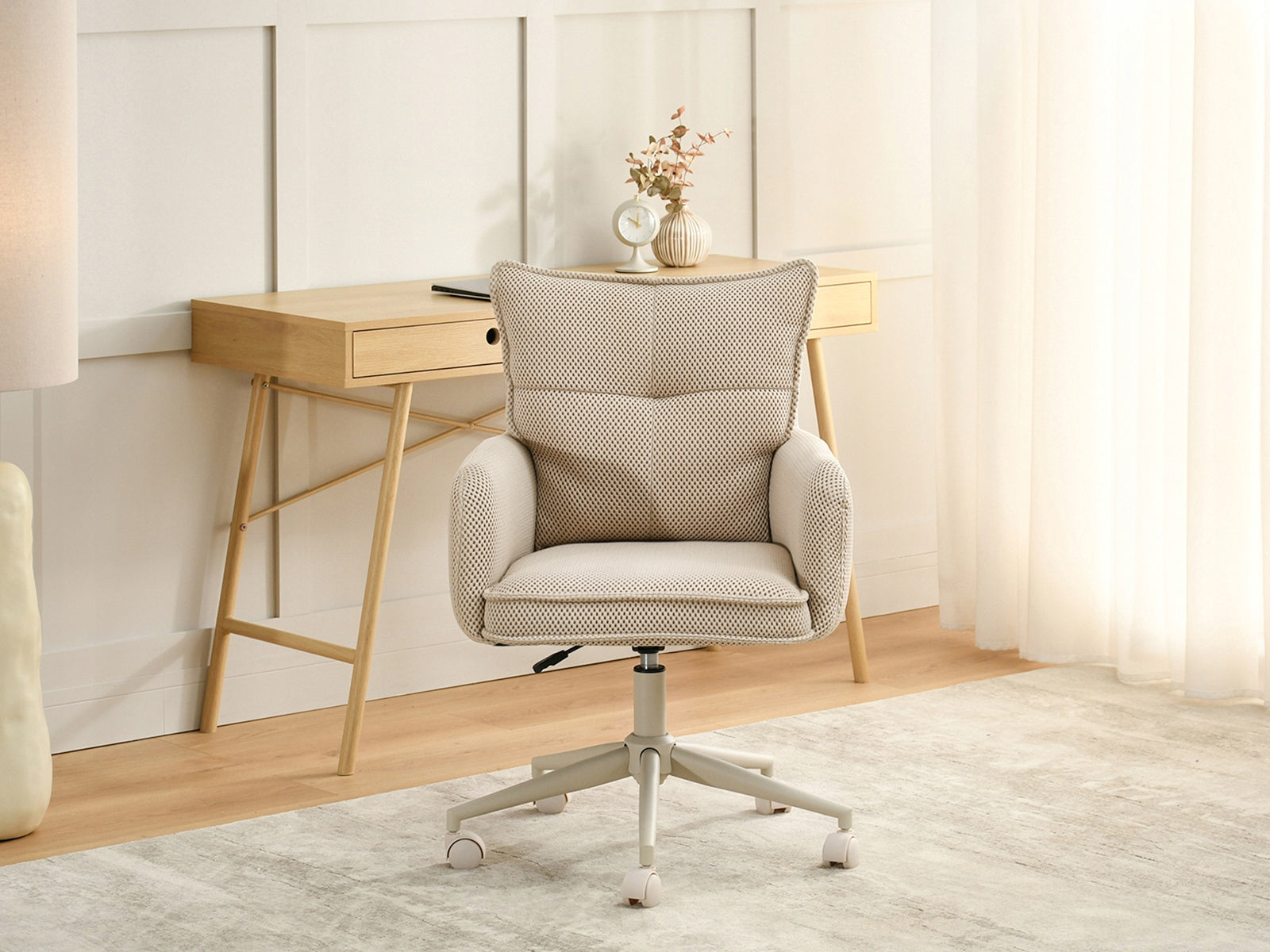 STYLISH OFFICE CHAIR WITH HEIGHT ADJUSTMENT CUSHION BACKREST SILVIO CREAM Manufacturer code 5907698646525