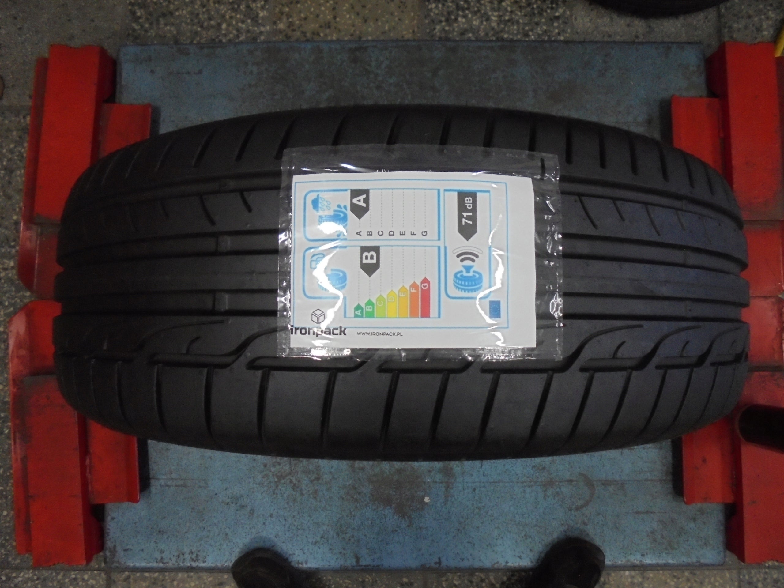 SUMMER 235/55/19 235/55R19 101V DUNLOP SPORT MAXX RT Season summer