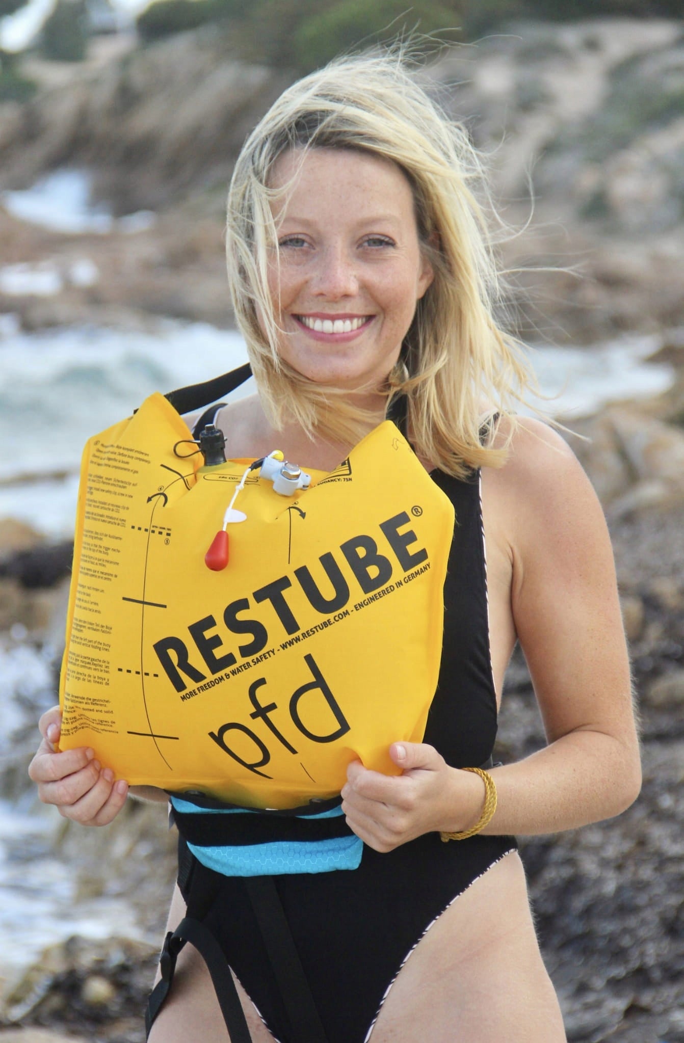 Safety buoy PFD by Restube icemint Manufacturer code RT-00601-HI