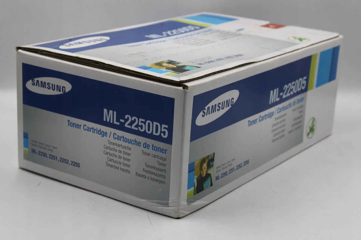 Samsung ML-2250D5 black toner original Packaging status original