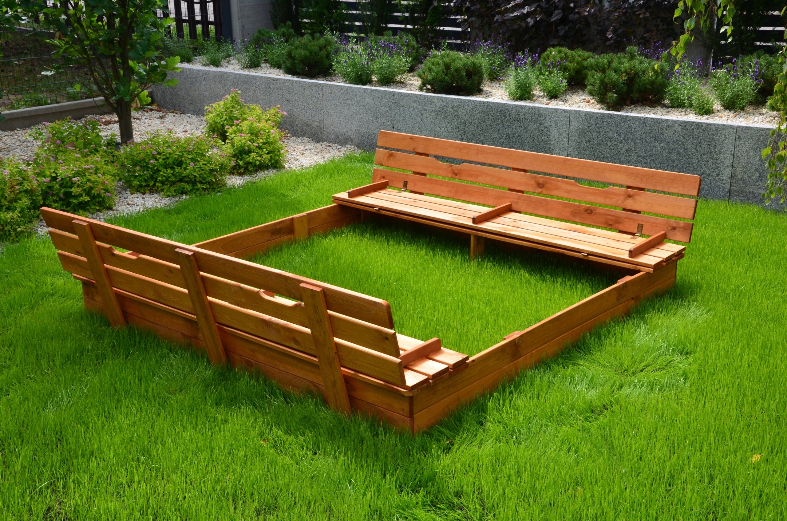 Sandbox 180 x 180 cm with Benches closed Wooden Kind wooden