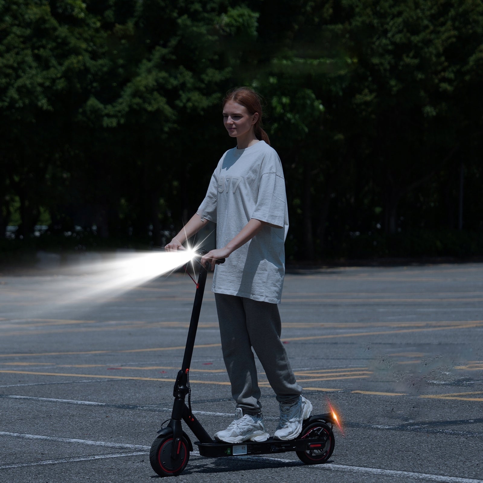 Scooter iScooter i9 36V7.5Ah, 350W, up to 100kg with app Engine power 350 W
