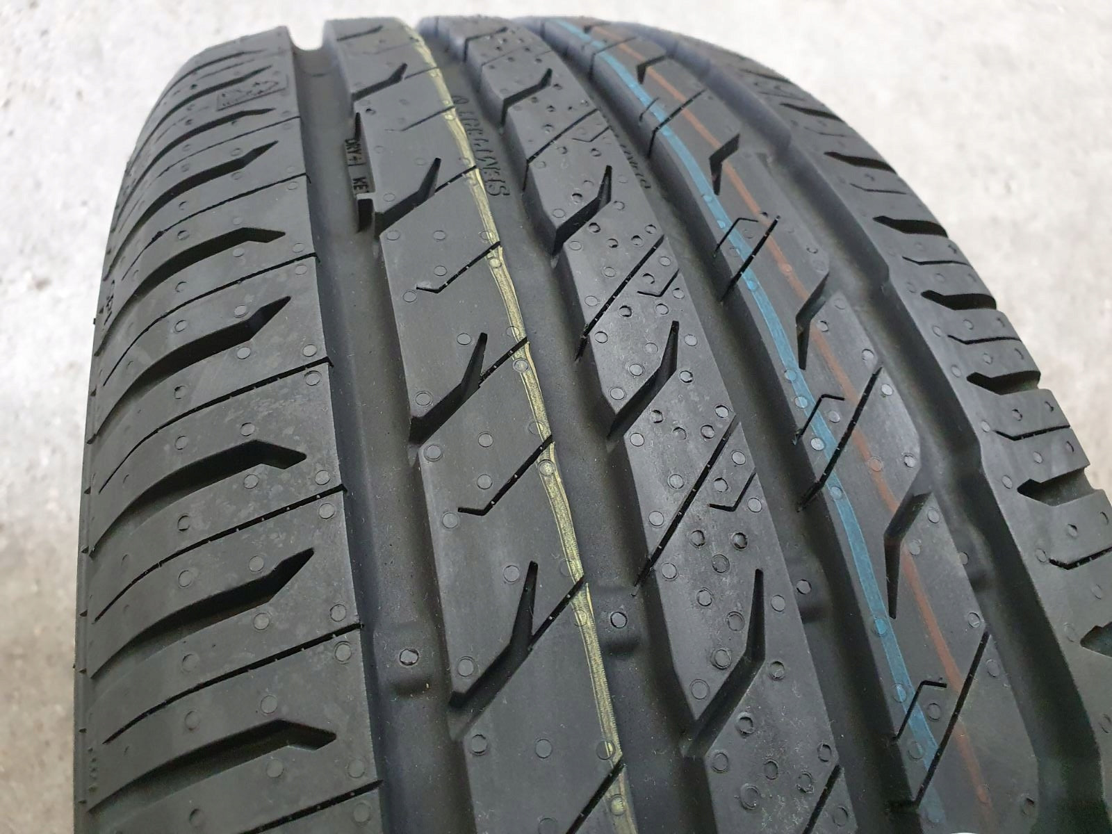 Semperit Speed-Life 3 205/55r16 New Season summer
