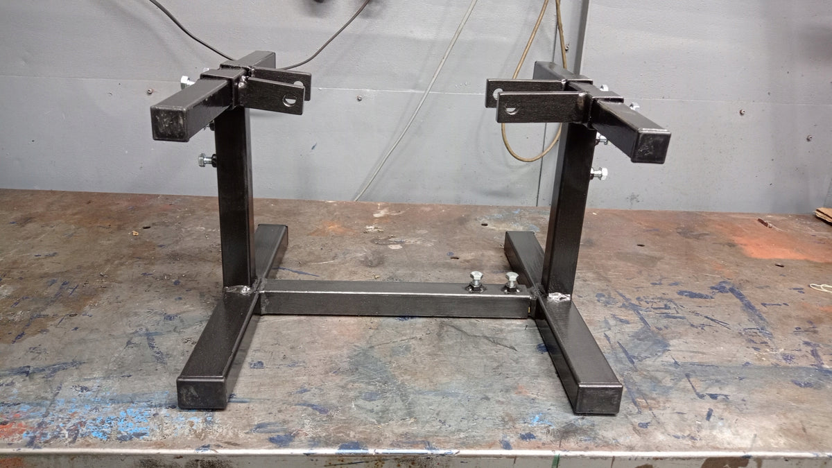 Service stand for a motorcycle engine - Raw condition EAN (GTIN) 4946203415561
