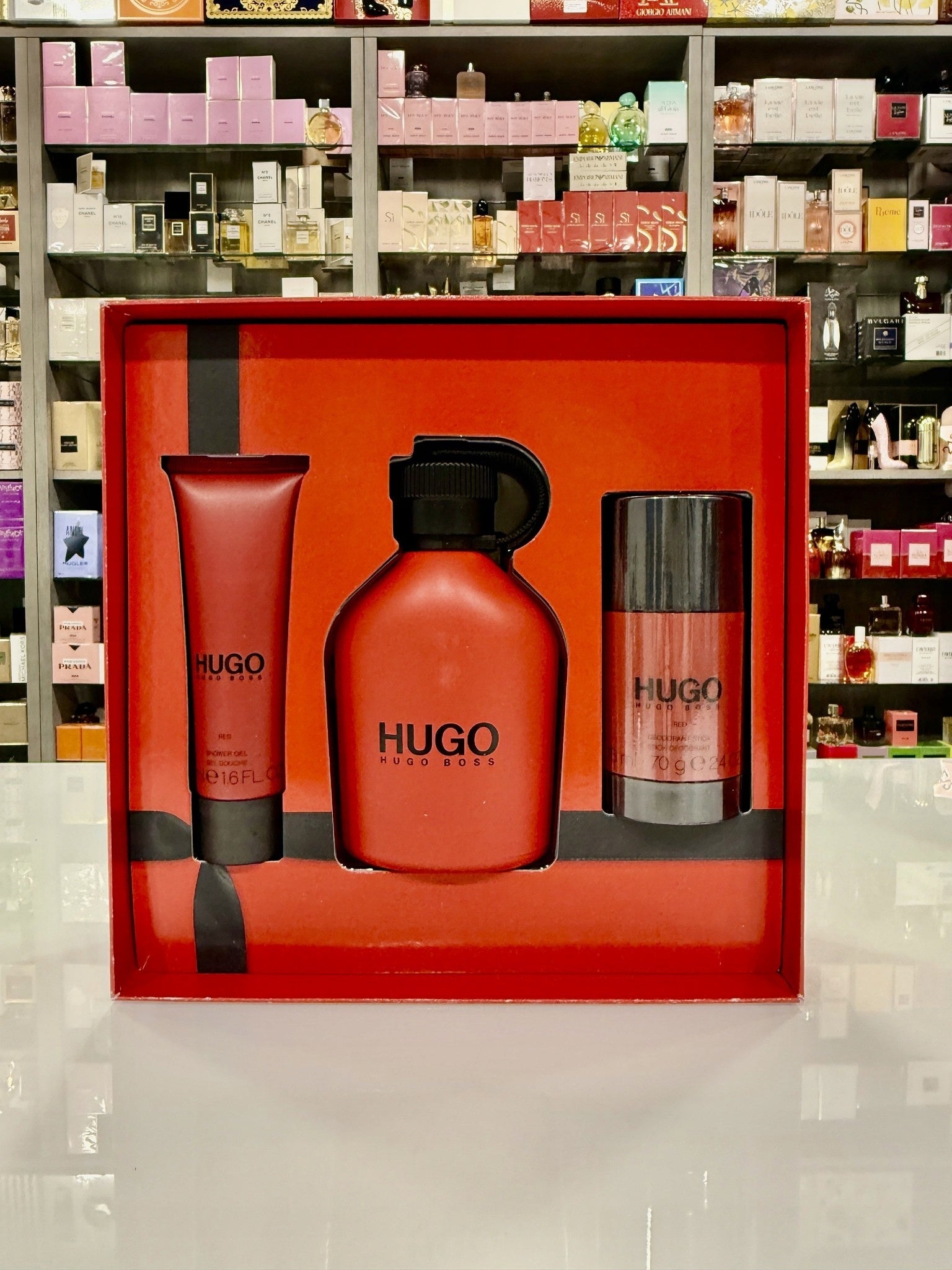 Set Hugo Boss Red Edt perfumes for men unique intense fragrance 150ml Packaging status original