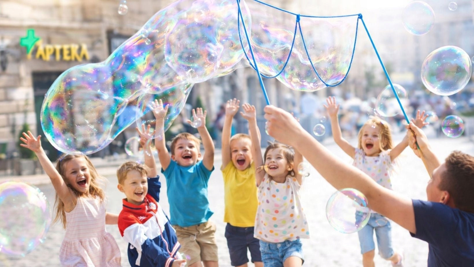 Set for large soap bubbles 5 Sticks + 15 Liters of Bubble Liquid EAN (GTIN) 5908420940676