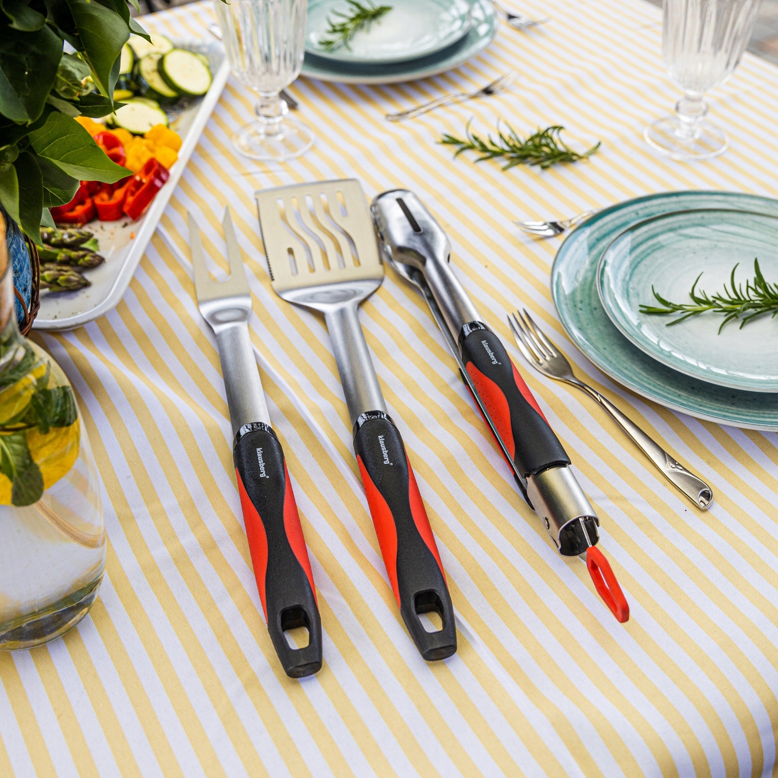 Set of 3 Stainless Steel Grill Tools Fork Pliers Spatula Packaging status original