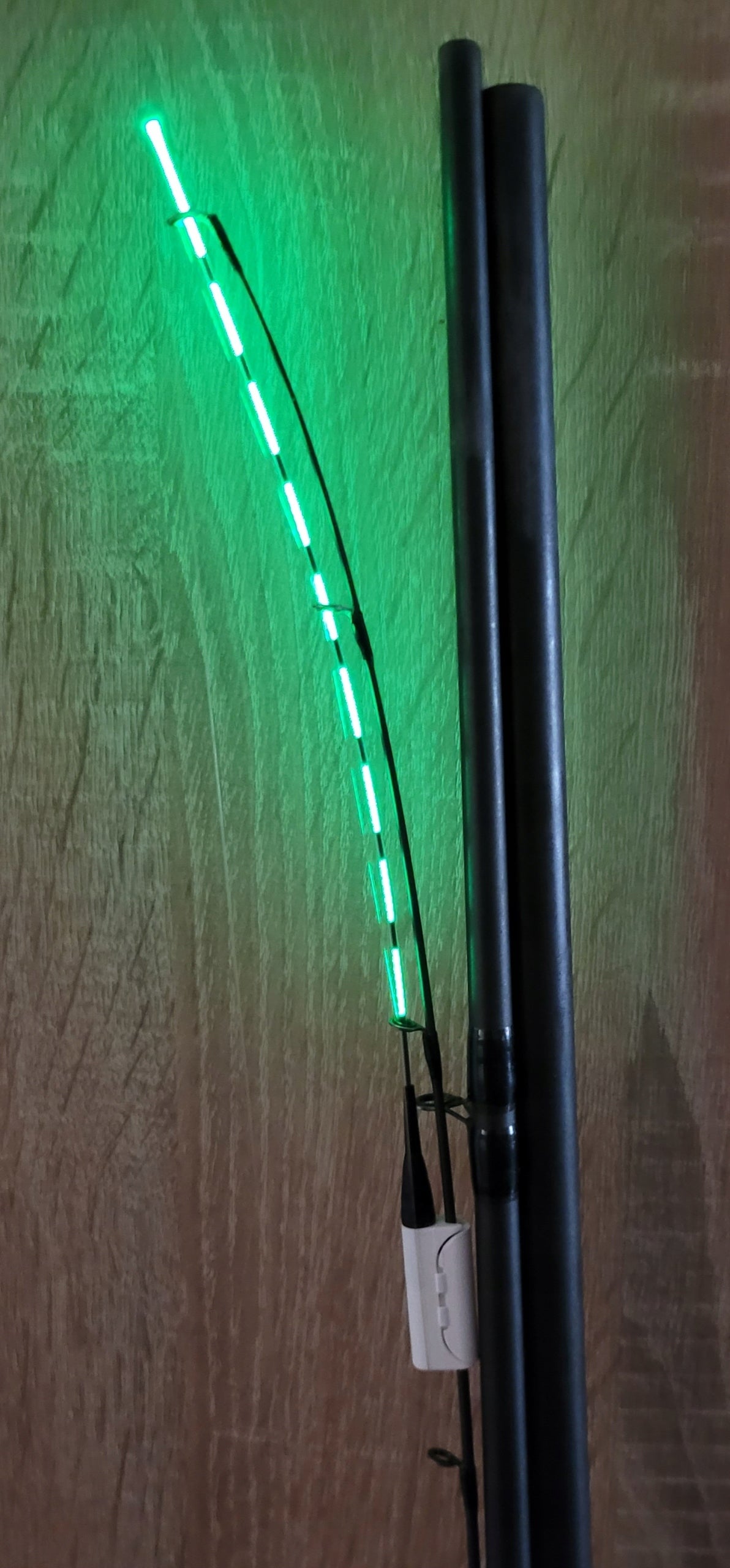 Set of 3x Glowing Fedeer Beacon - Vibrating Peak + 3 Batteries Manufacturer code 5903181521034