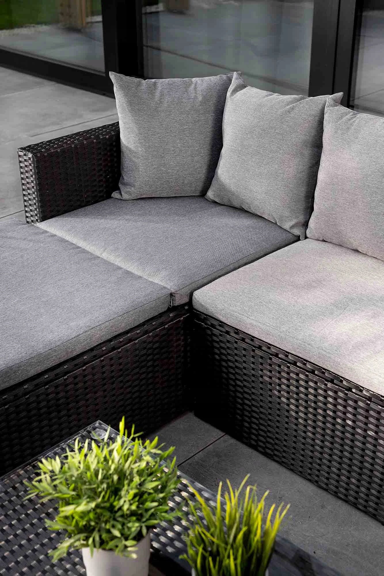Set of Garden Furniture Black Corner Poufs Table Technorattan di volio For couch set