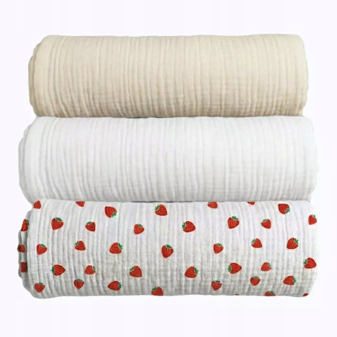 Set of Muslin Diapers 3 Pcs White Ecru Strawberry Wrapping