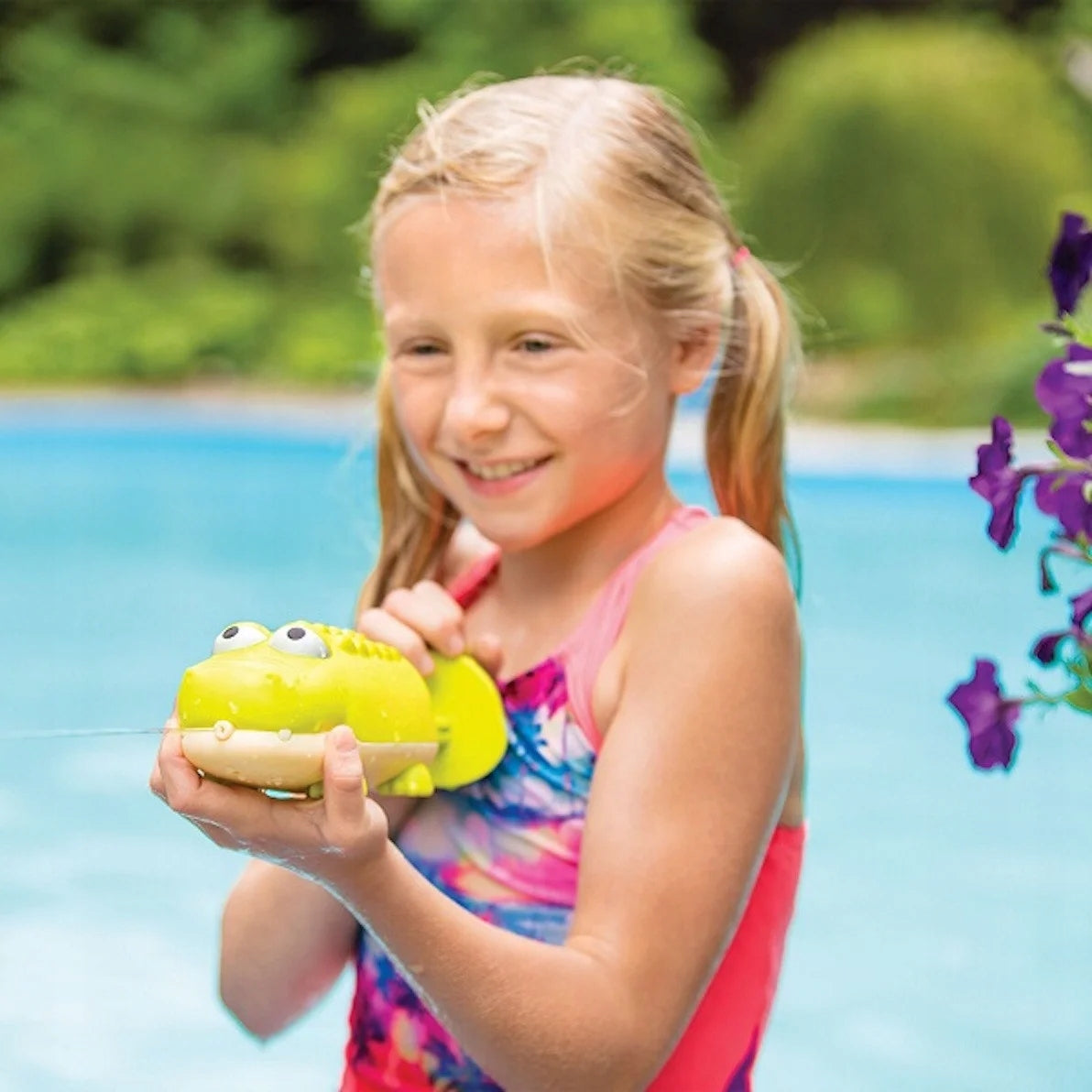 Set of Two Snacks - Shark and Crocodile - Splishin' Splash - BTOYS Kind water gun