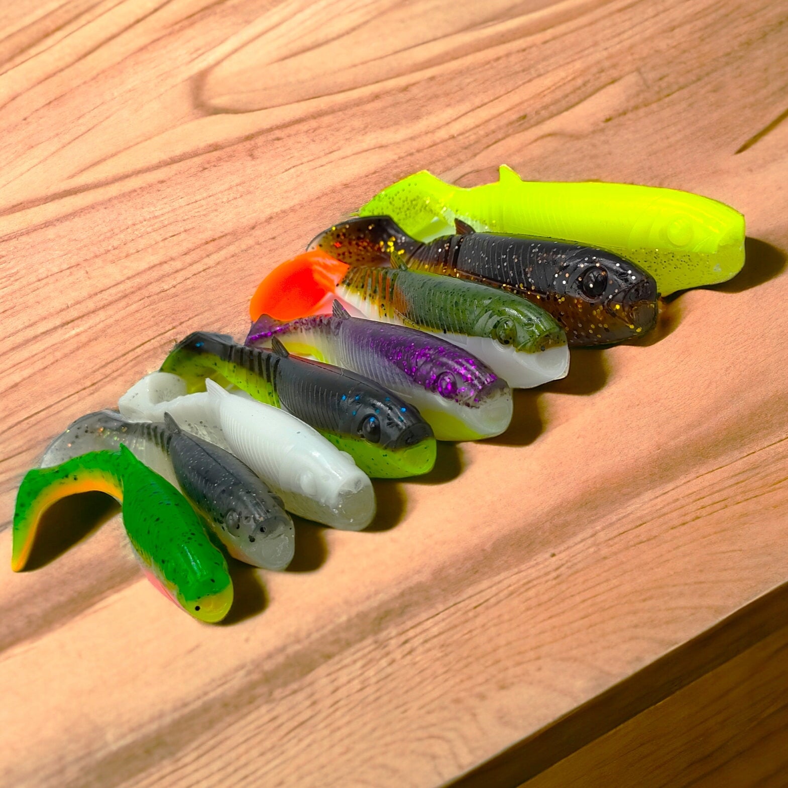 Set of pike hooves Cannibal Savage Gear 12,5cm 8pcs assorted colours Model Cannibal Shad 12,5cm