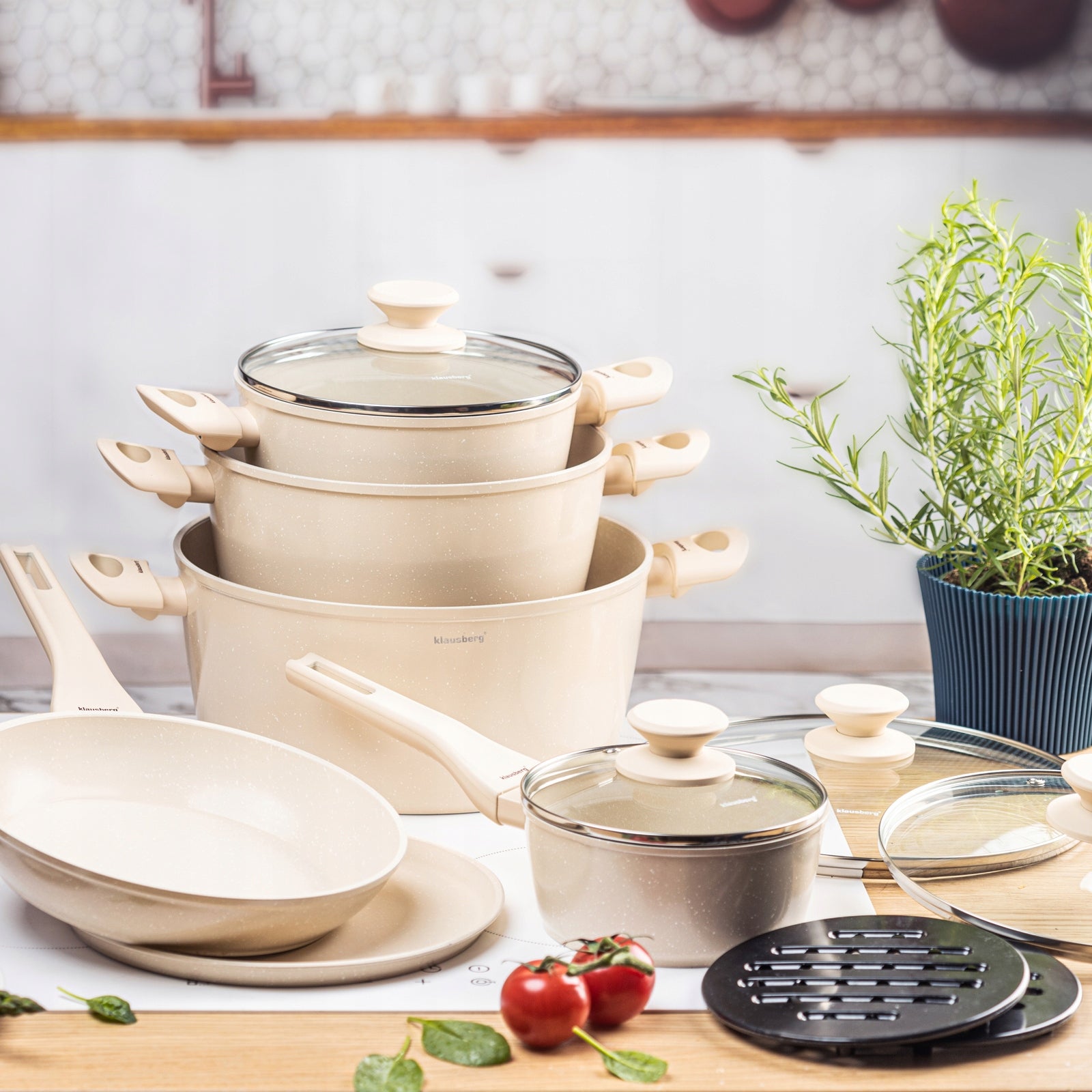 Set of pots with marbled non-stick coating 12-ele Material aluminum