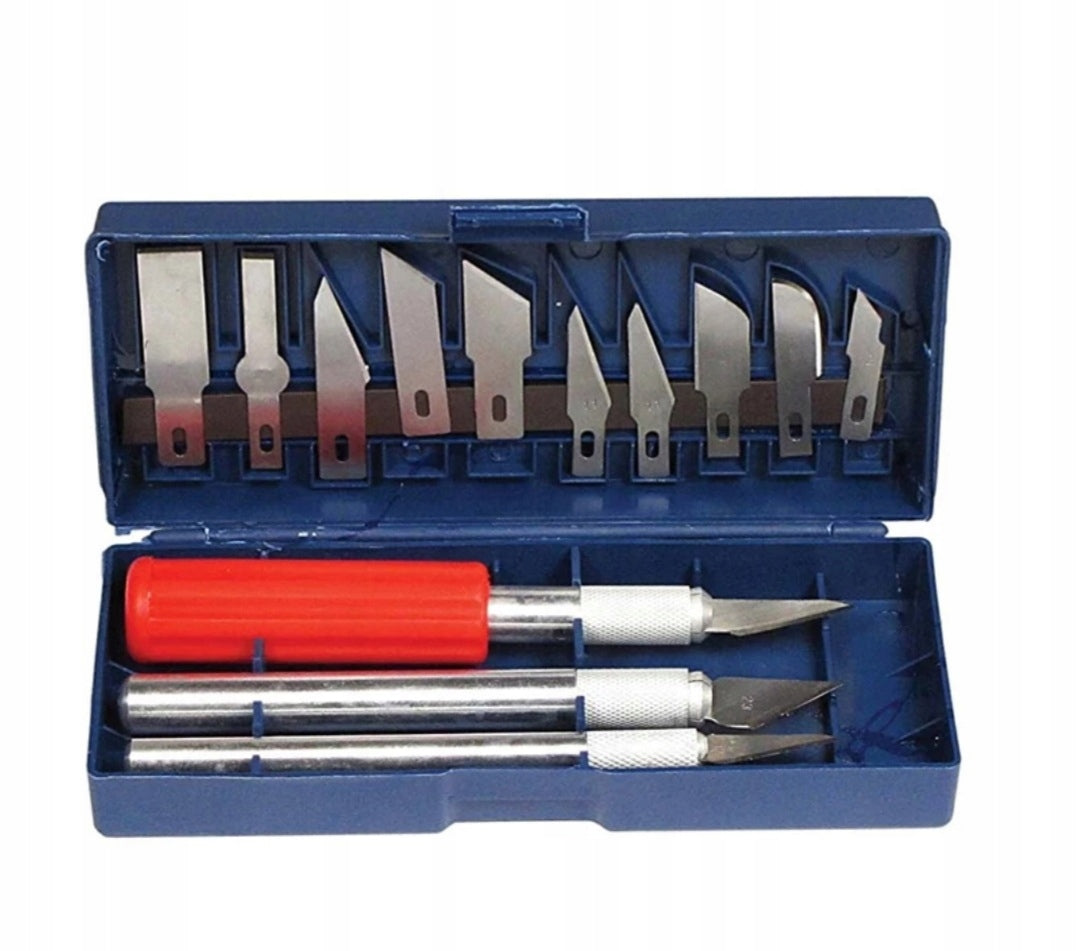 Set of precision knives Pronett 13 pieces Manufacturer code XJ3522
