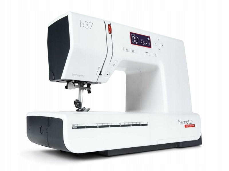 Sewing machine Bernette B37 home computer strong 50 stitches Number of stitches 50