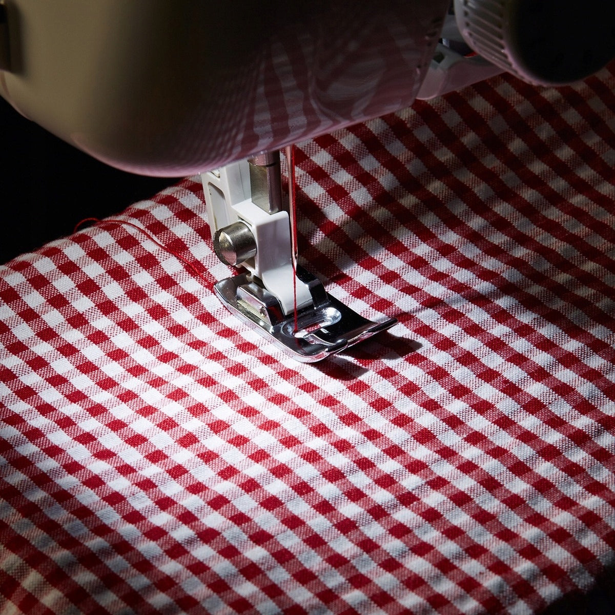 Sewing machine Brother X14S Material metal