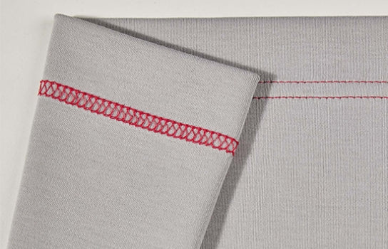 Sewing machine Coverlock renderer Brother CV3550 5-thread top interlacing Number of stitches 5