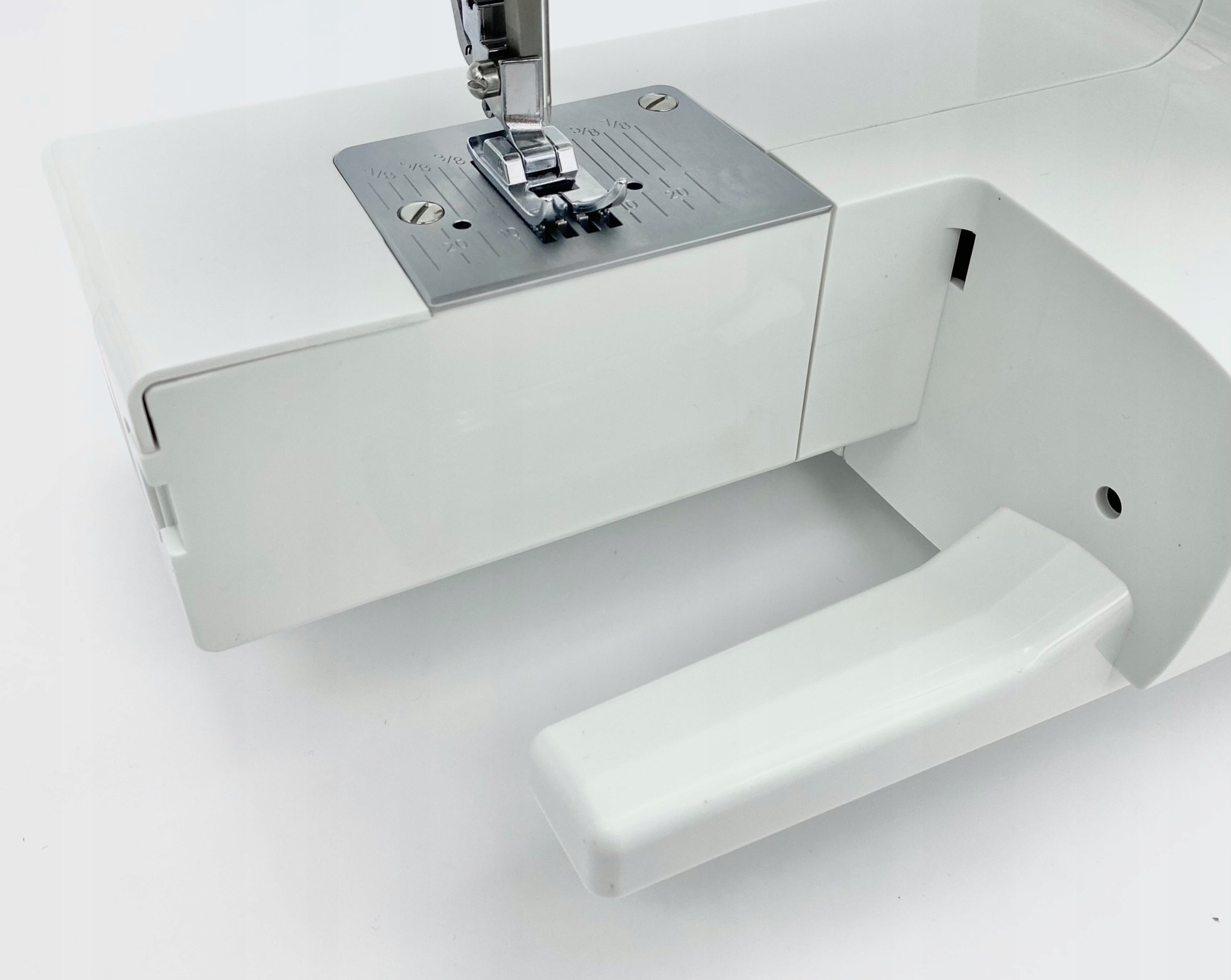 Sewing machine Minerva Next 141D II 850 rpm 70W Back sewing Material synthetic material