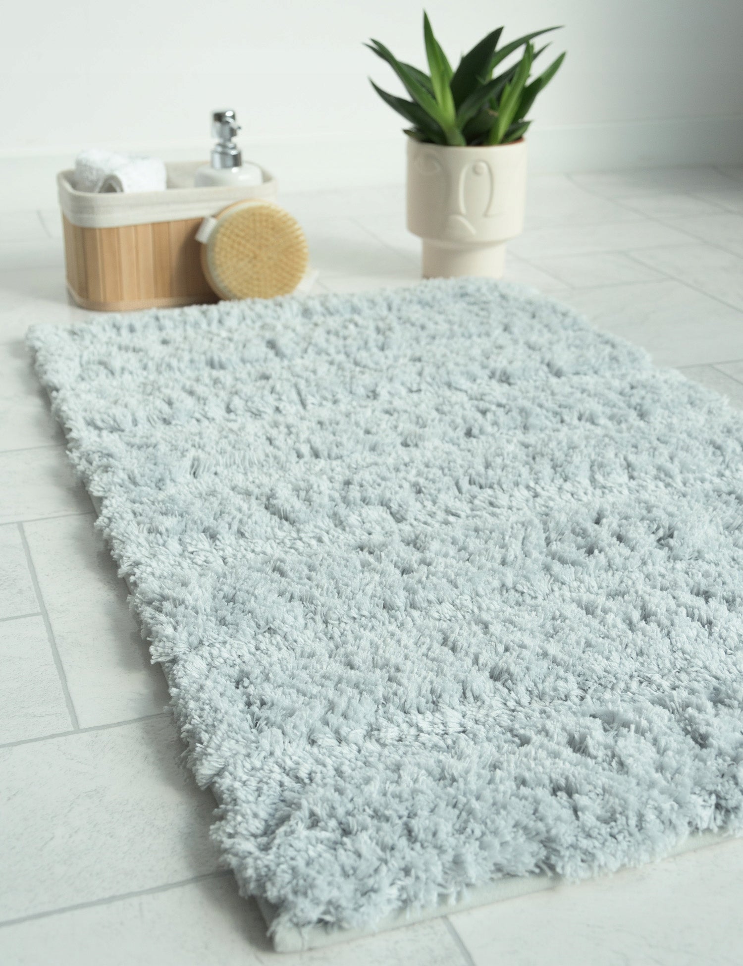 Shaggy Bathroom Rug Soft Thick Non-Slip for Washing 50x80cm Product width 50 cm