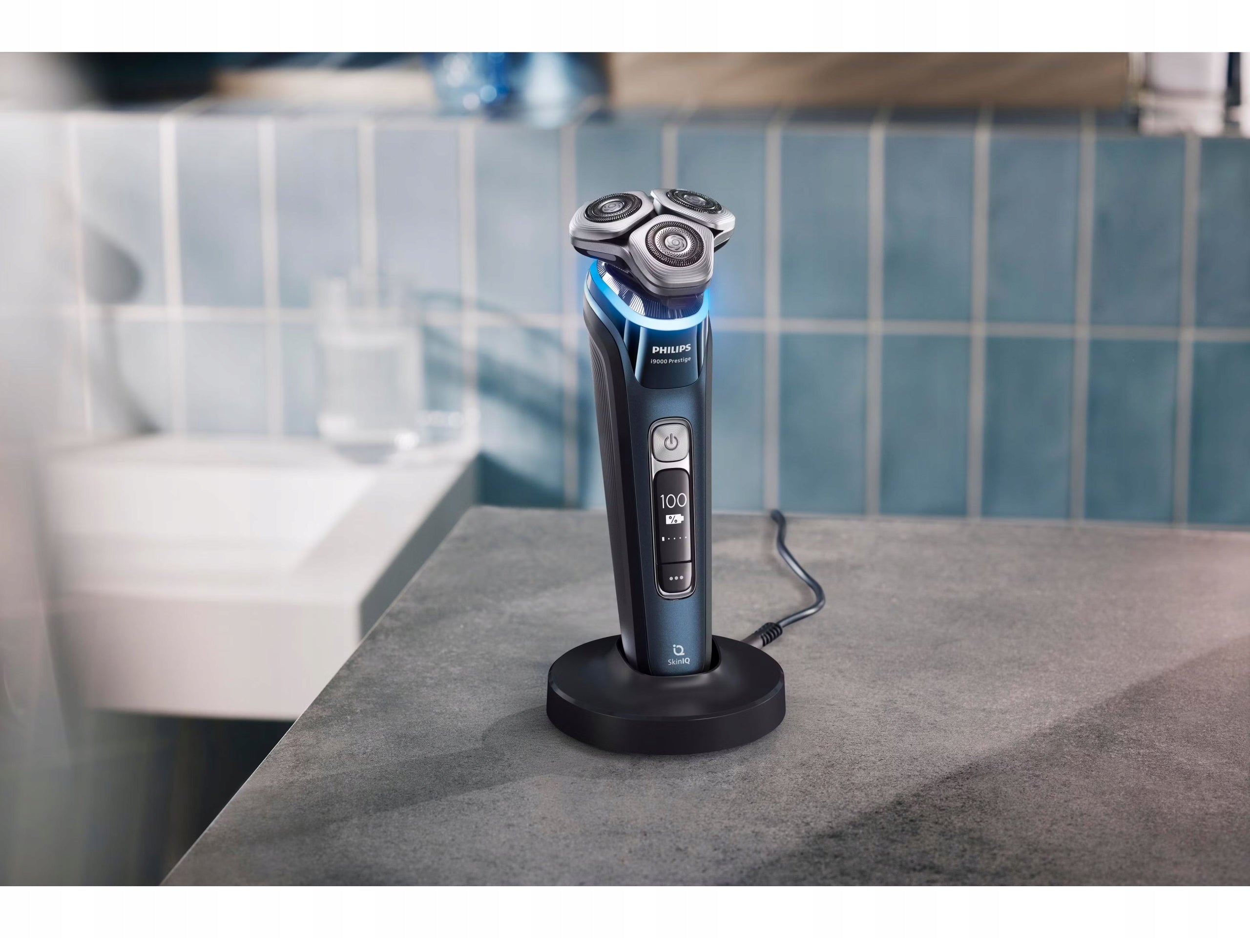 Shaver Philips i9000 Prestige XP9201 SkinIQ +Accessories +Cleaning station Manufacturer code XP9203/71