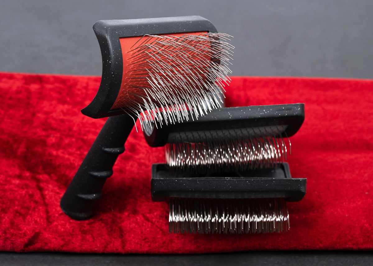 Show Tech Yento Mega Pin Slicker Large Slicker Brush Manufacturer code 25YEN002