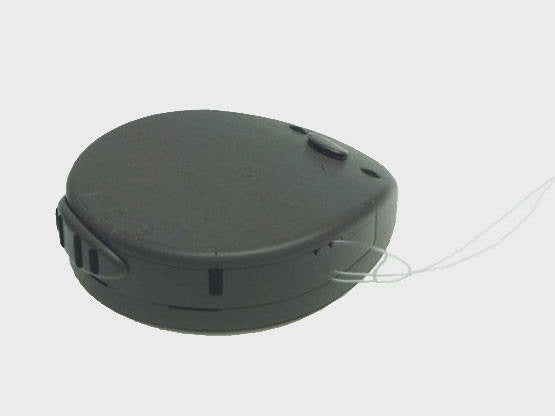 Single pendant clipped to clothes with carabiner hook and line Manufacturer code H1ARONDO