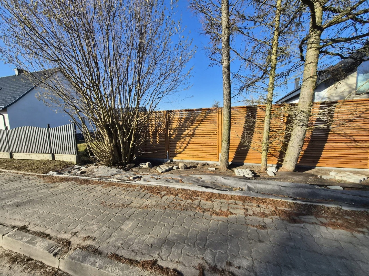 Slatted fence 180x180cm with larch KL C Maximum element height 180 cm