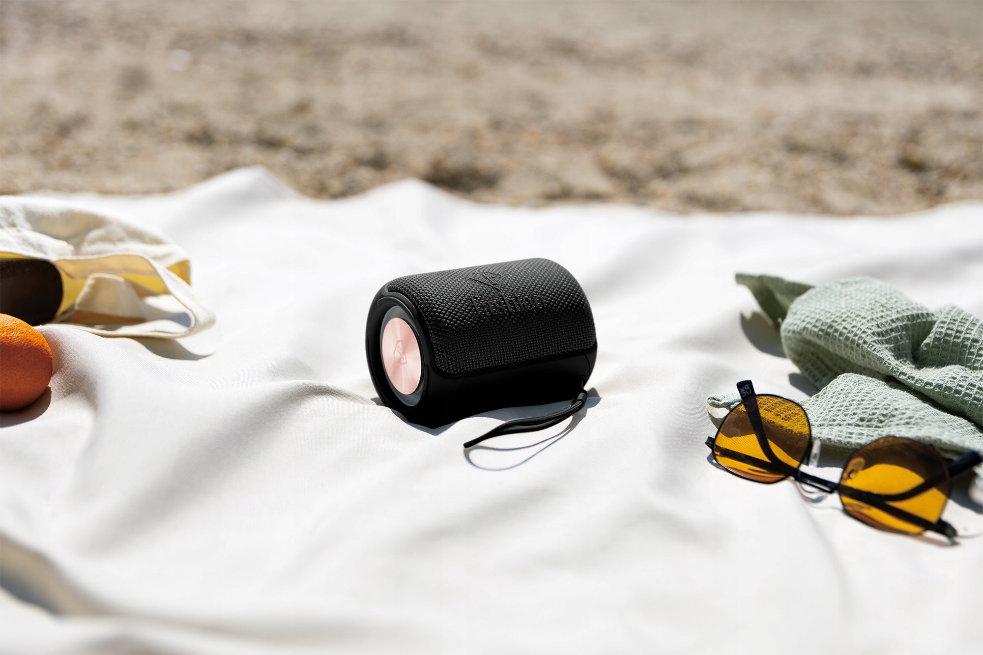 Small Bluetooth Portable Speaker, Fashion FTV-0115 Matte Black-Rose Gold EAN (GTIN) 5999143900481