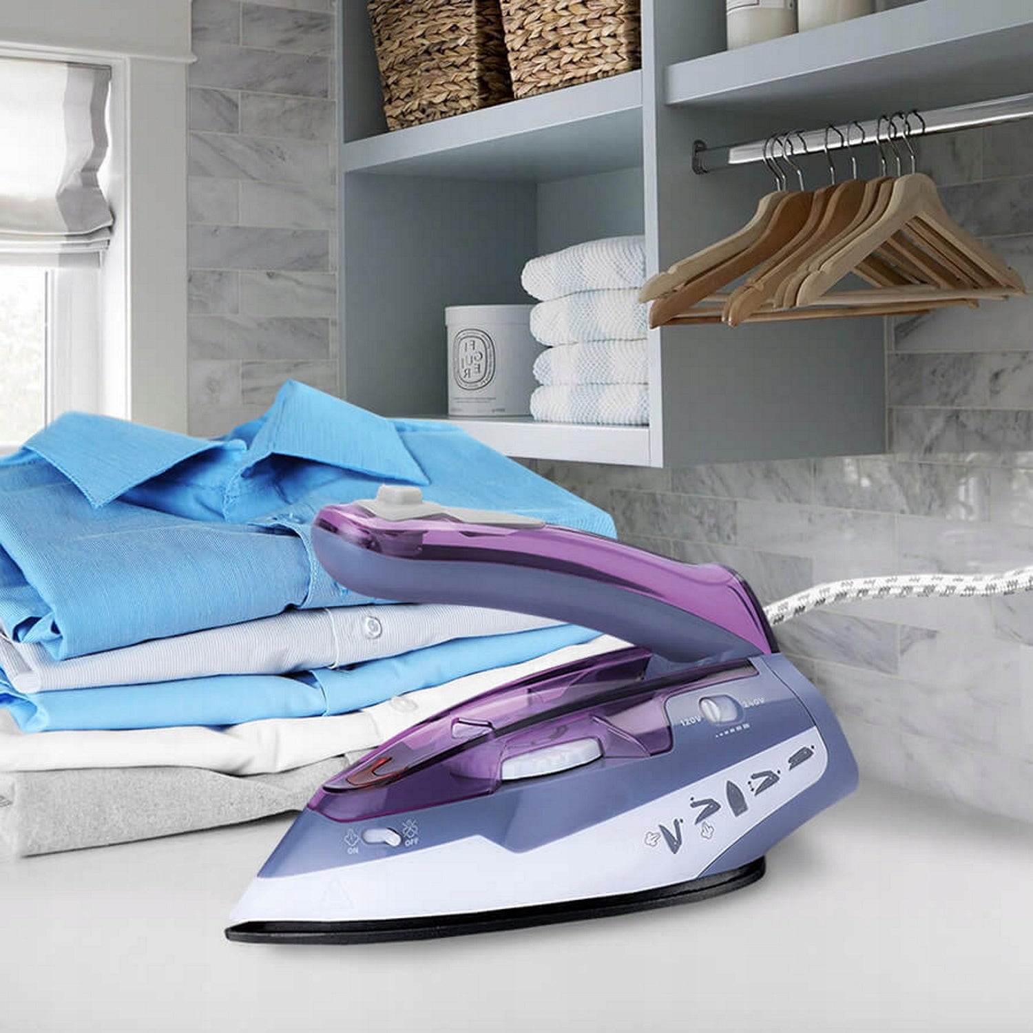 Small Tourist Iron Maestro 1100W MR-317T foldable compact 110/230V Manufacturer code MR-317T