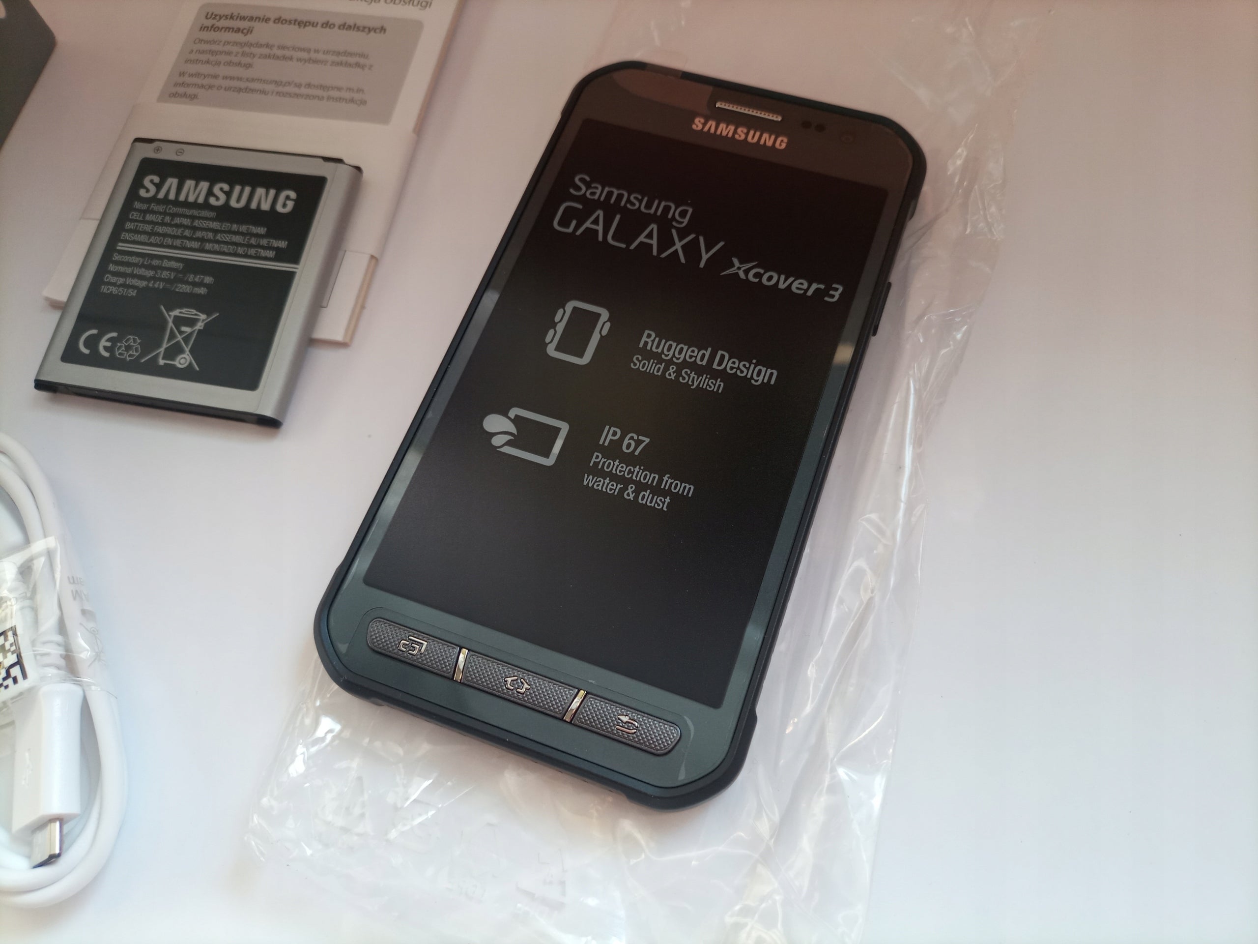 Smartphone Samsung Galaxy XCover 3 1,5 GB / 8 GB 4G (LTE) Polish salon Foils Headphones included no