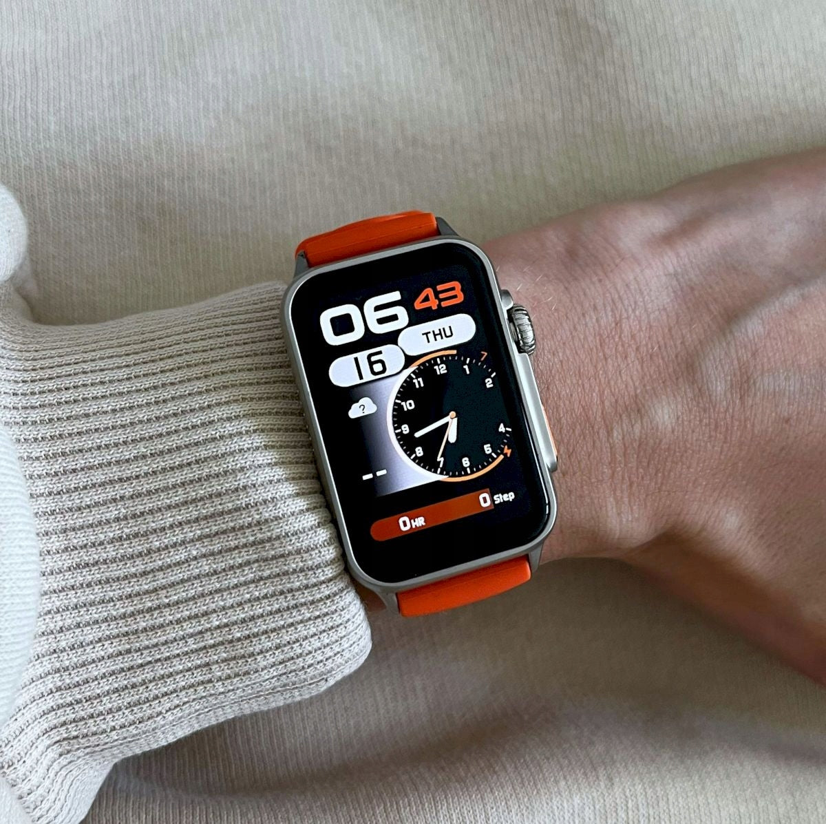 Smartwatch for talking Rubicon RNCF06 Orange Batteries included yes