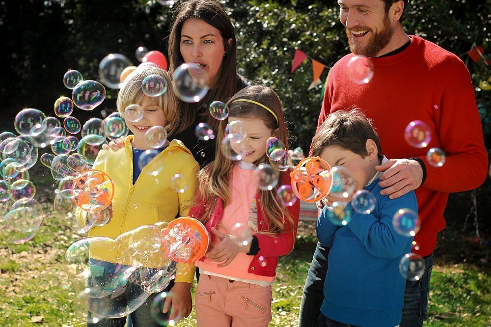 Soap bubble gun FRU BLU BLASTER + LIQUID Capacity 500 ml