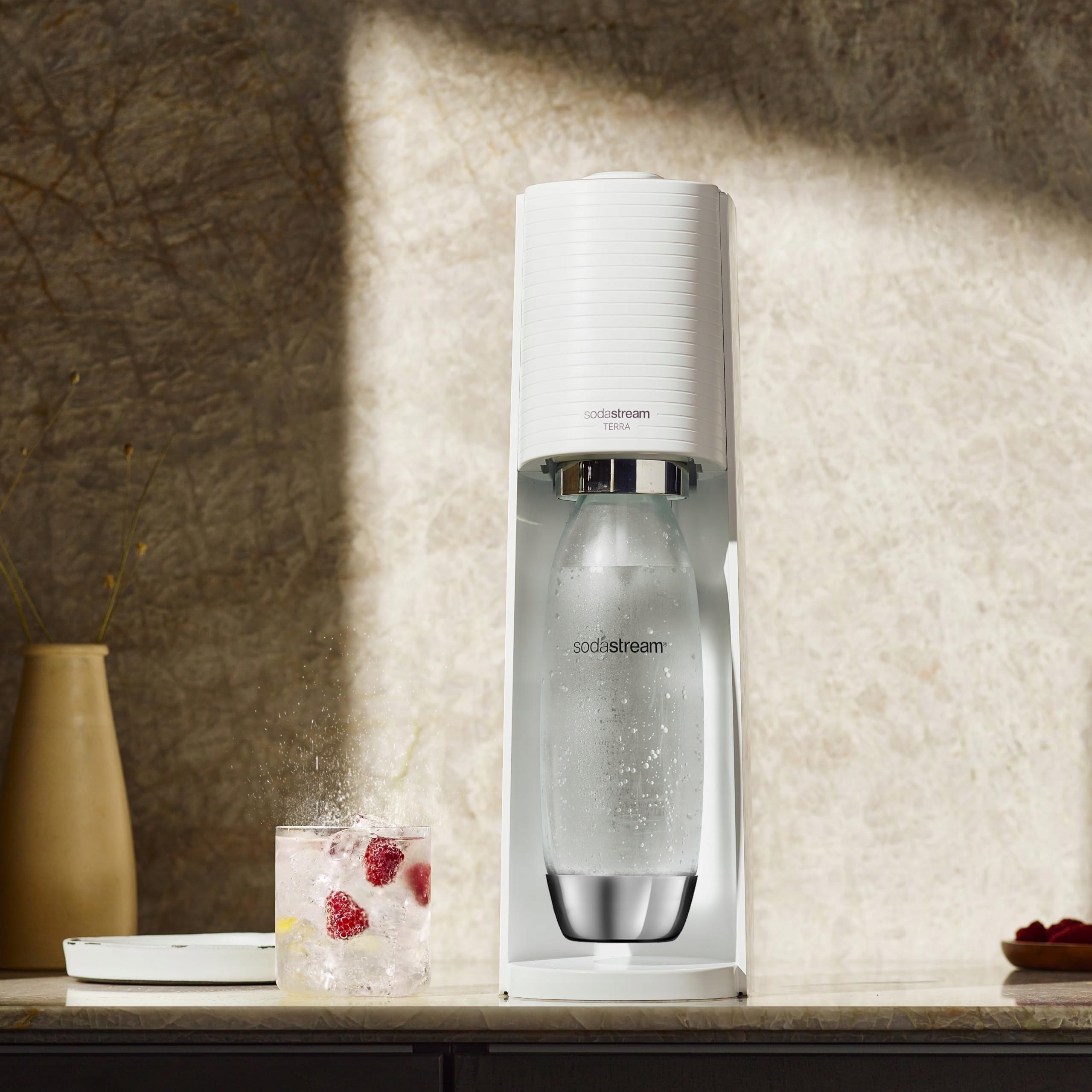 Sodastream Terra Carbonated Water Machine Packaging status original