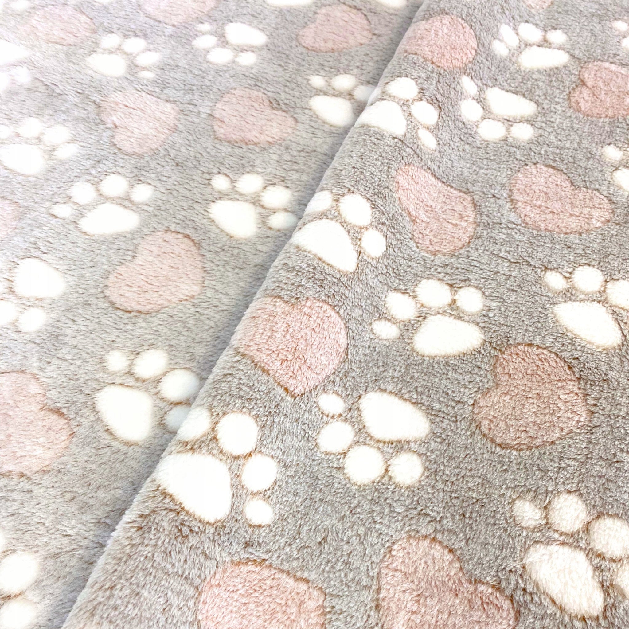 Soft cat dog blanket for bed DOTTY plush beige paws 60x40 Manufacturer code KOCS-SER-BEZ