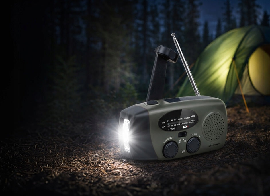 Solar Expedition Radio Tracer Explorer Pro LED Flashlight powerbank USB-C SOS Brand Tracer