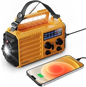 Solar radio with hand crank