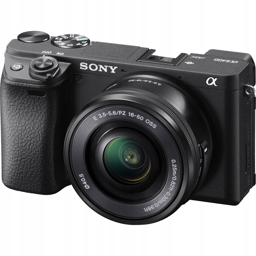 Sony A6400 + Sony E 16-50 f/3.5-5.6 OSS II black