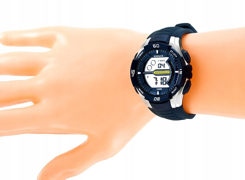 Sports Watch For Boyfriend XONIX WR100m FEATURES Case material synthetic material