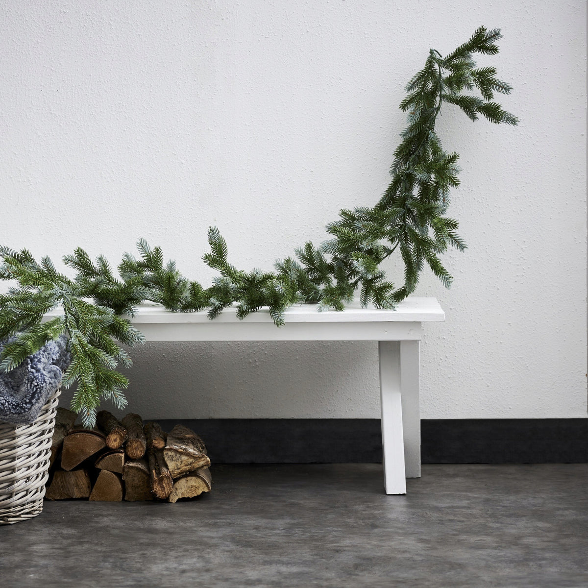 Spruce garland LUNDA 200 cm Manufacturer code 612-71