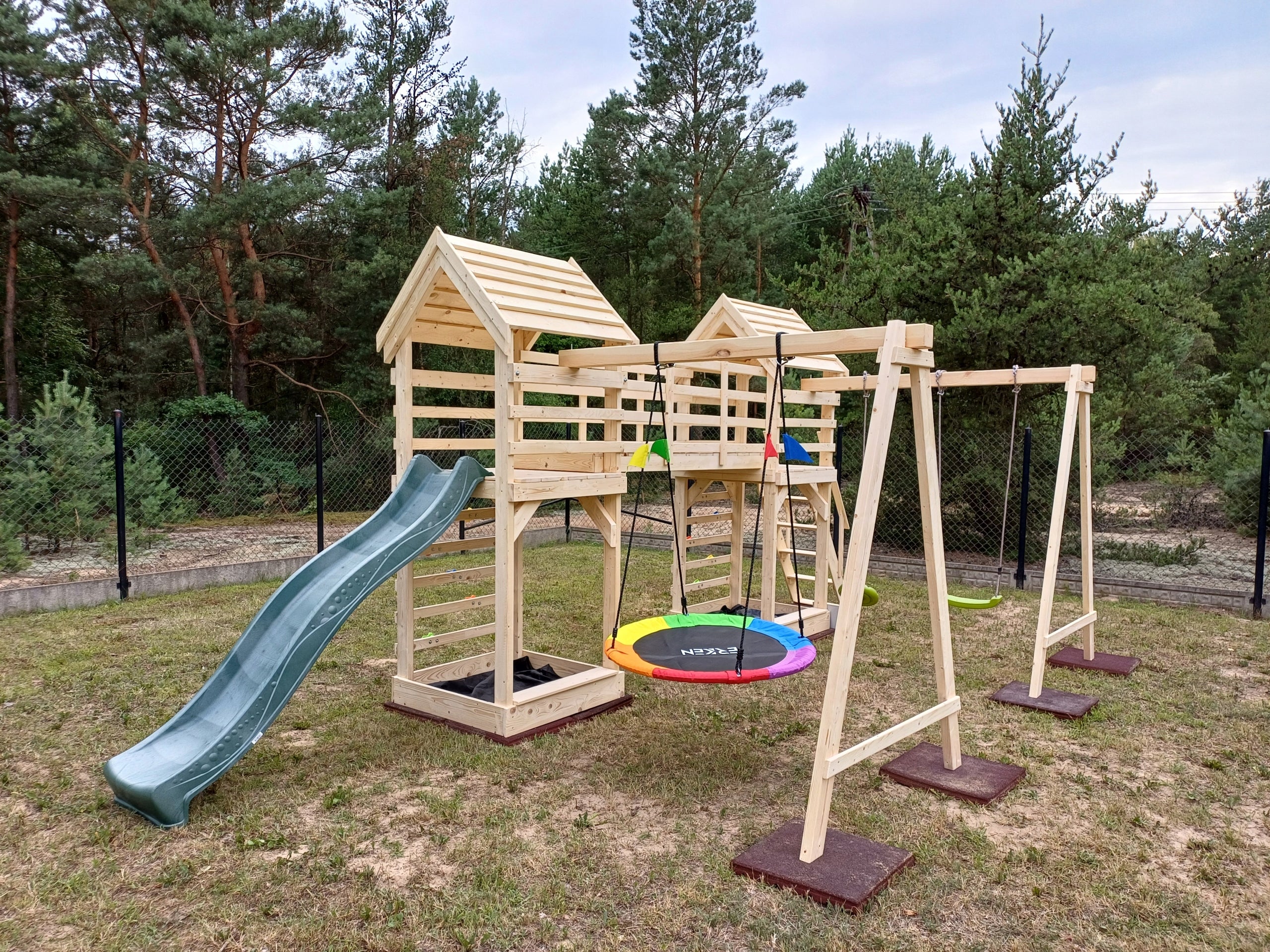 Square toys "FIELD"–house, sandpits, swings, bridge, towers-CHALKBOARD Manufacturer code 09-402