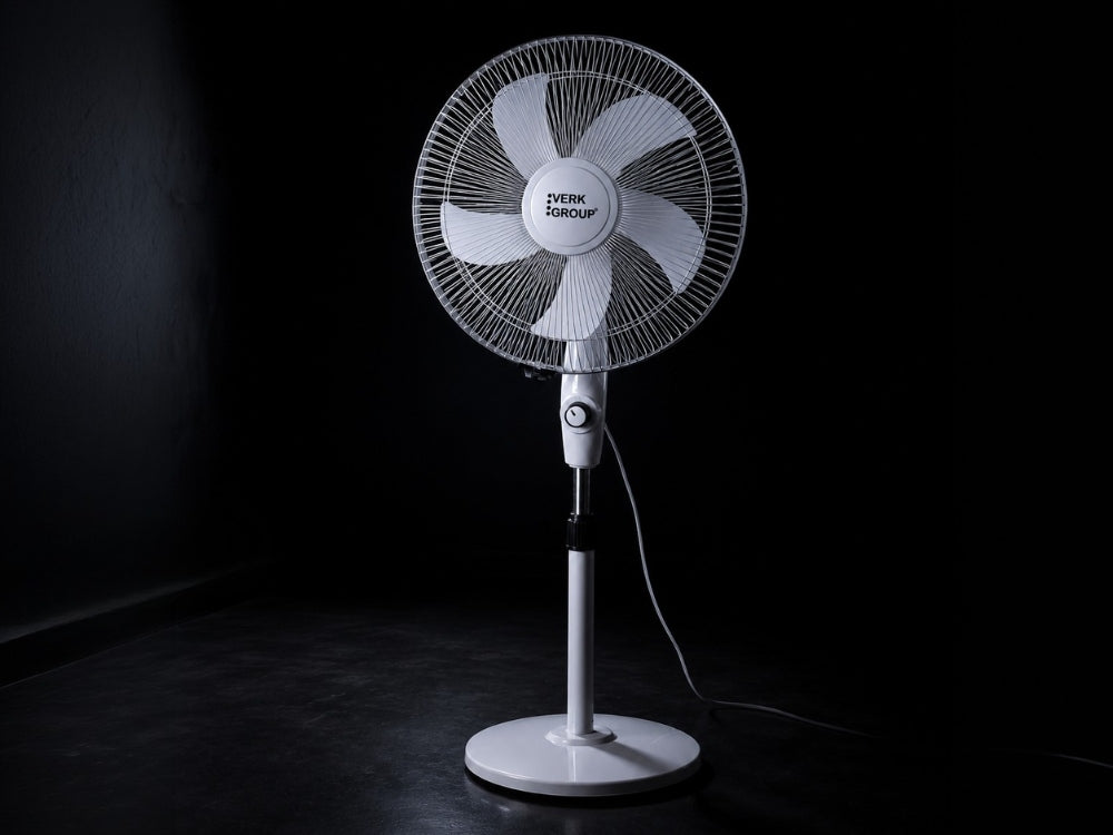 Standing Fan Floor Fan Powerful Quiet Room Office Oscillation Dominant color white