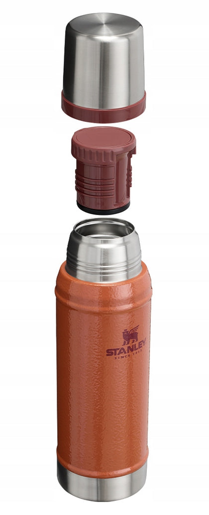 Stanley Legendary Classic 0.75L Hammertone Clay Thermos Color red