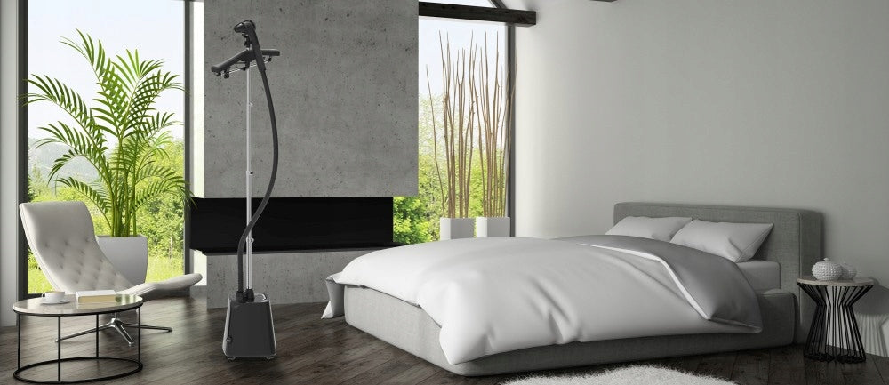 SteamOne H18B 1800W 40g/min clothes steamer Type standing
