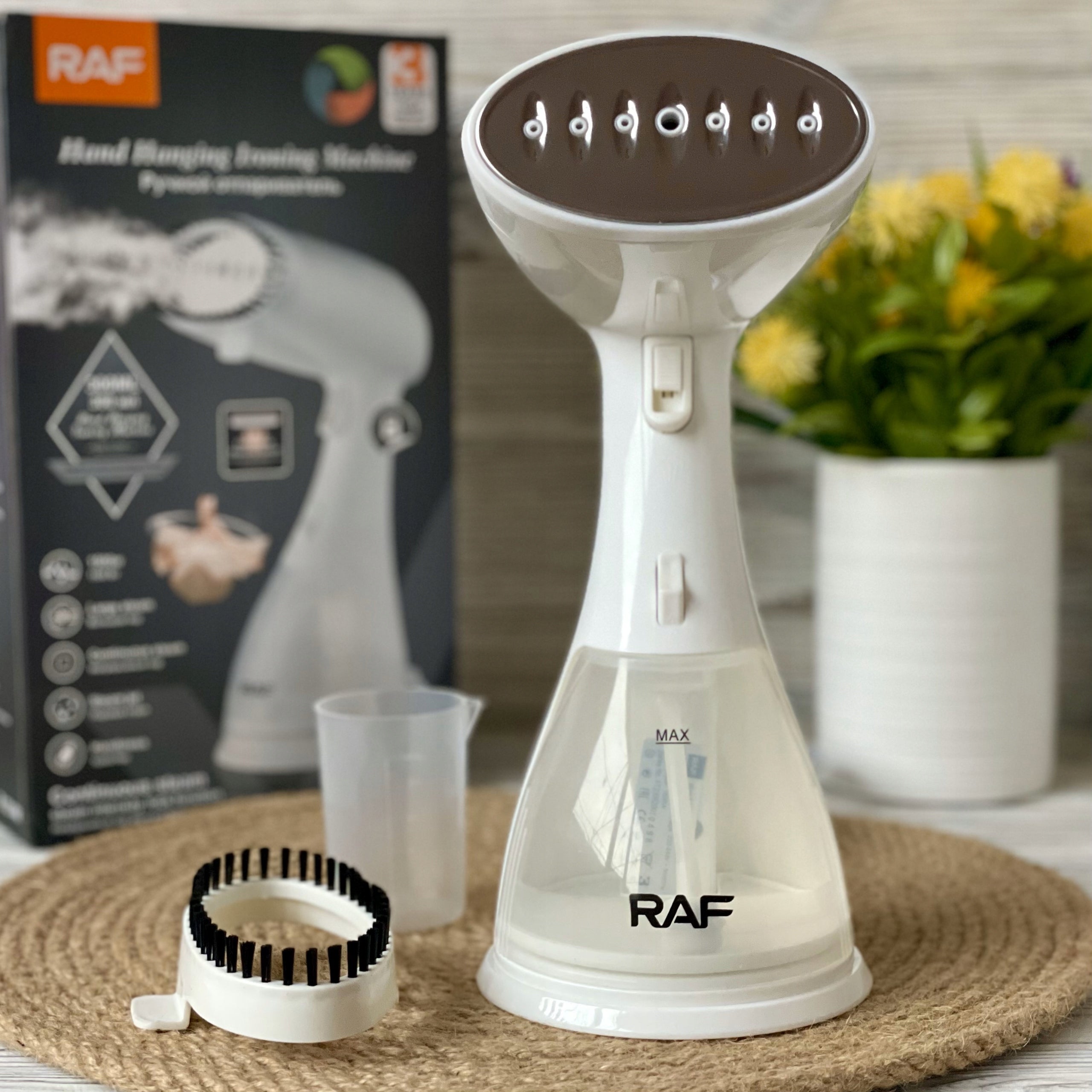 Steamer for clothes RAF R1214W Type handheld