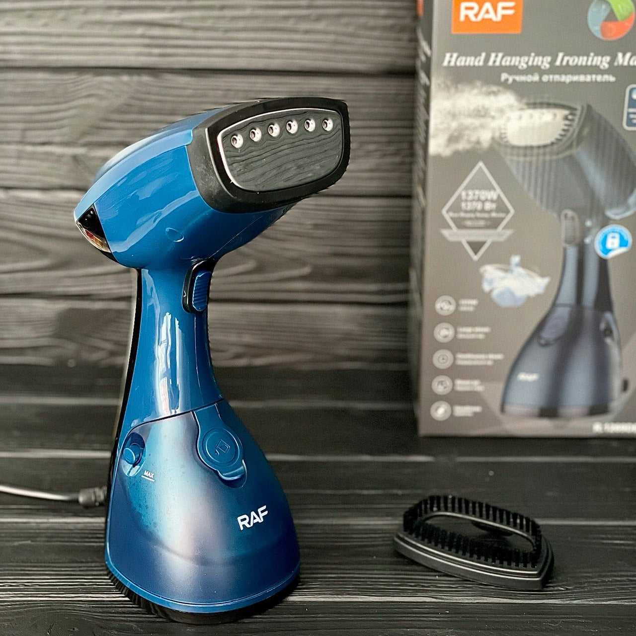 Steamer for clothes RAF R1269DB Dominant color other