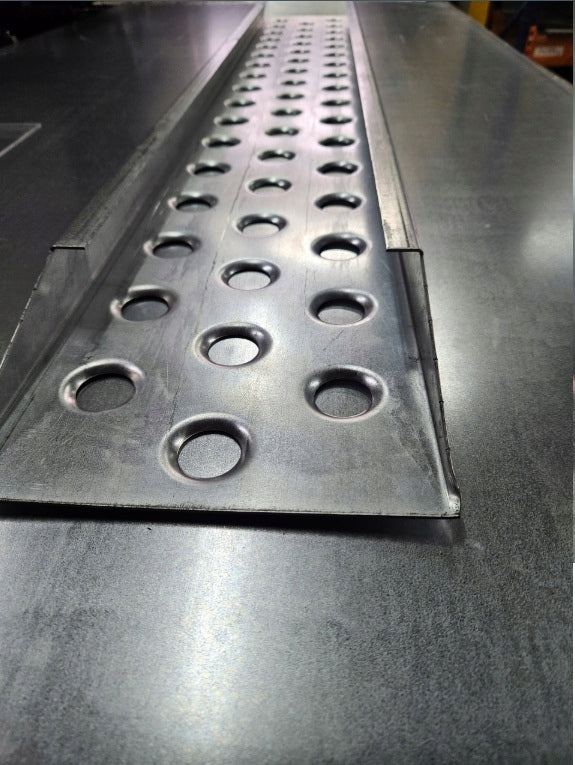 Steel ramps, ramps, ramps. 200 cm EAN (GTIN) 5905591049610