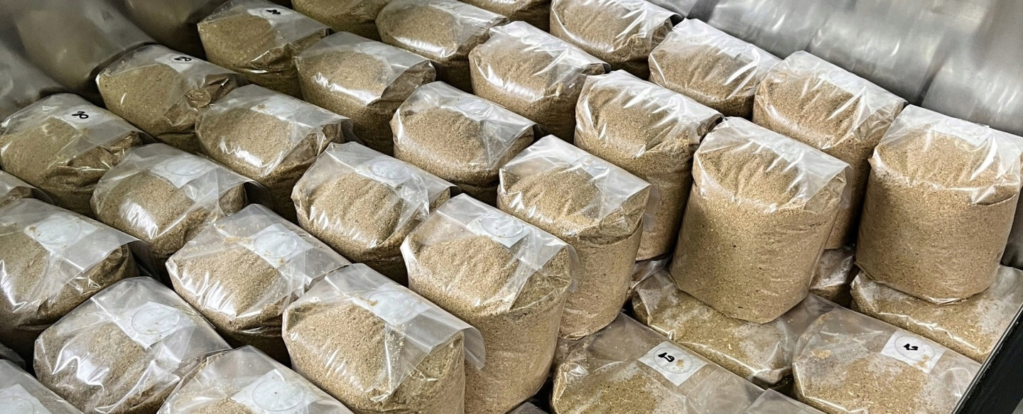 Sterilized substrate for mushroom cultivation – ready and safe for mycelium Packaging status original
